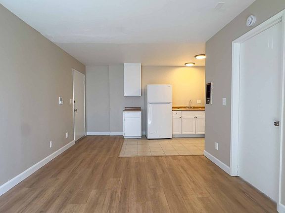 5th image of 5622 University Ave #1