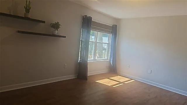 222 London Ave #218 — Photo 8