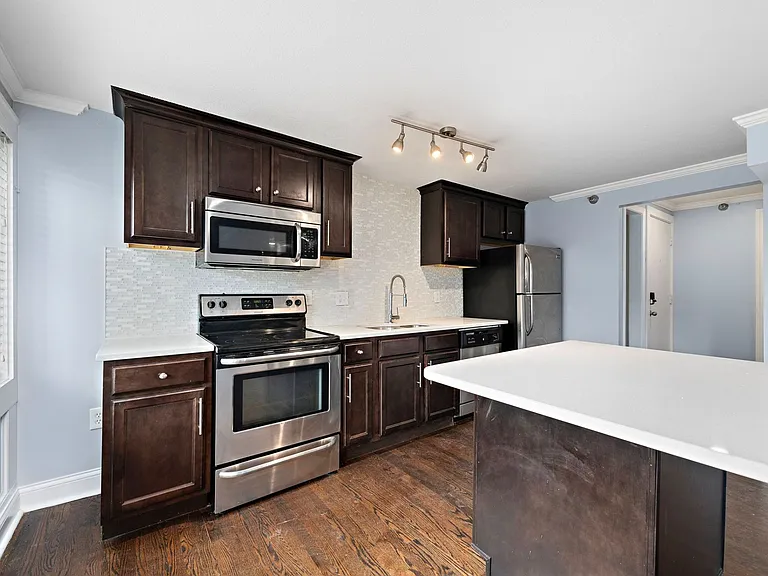 4544 Summit St — Photo 86