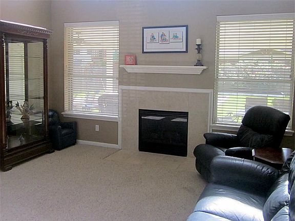 3rd image of 3908 Conroe Lake Ct