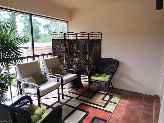 2nd image of 624 Foxtail Ct #624