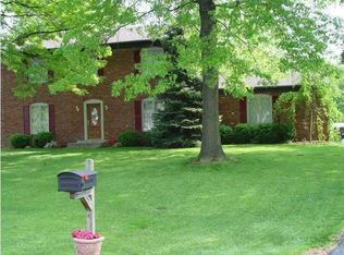 8906 Del Cristo Dr, Jeffersontown, KY 40299