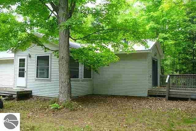 1st image of 4855 & 487 E Circle Dr NE