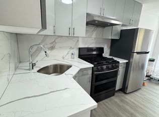 836 Richmond Rd #1F, Staten Island, NY 10304