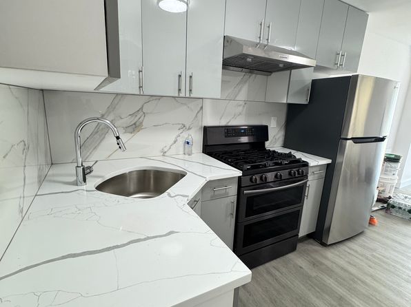 836 Richmond Rd #1F
