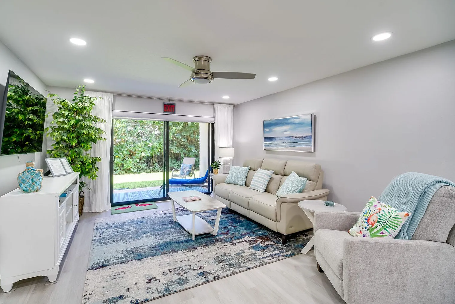 2 bed, 2.0 bath, 1237 sqft, $4,257 — Photo 1