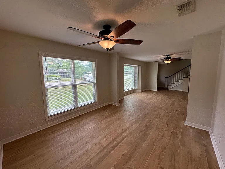 7866 Apollo Dr — Photo 4