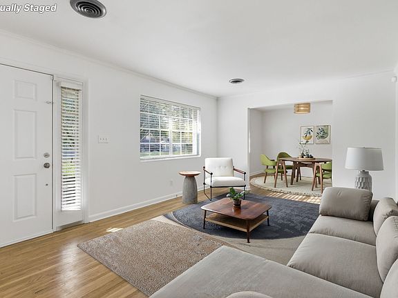 5th image of 117 Chapel Dr