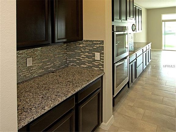 5th image of 3151 Twin Shore Ln