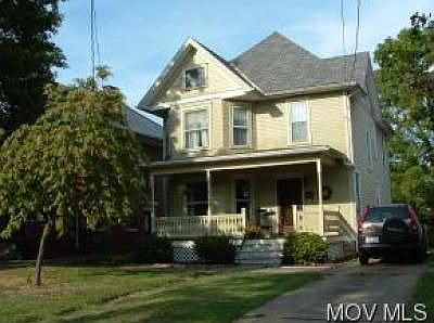 1st image of 606 7th St
