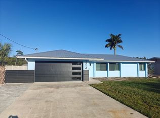 1314 Thompson St, North Fort Myers, FL 33903