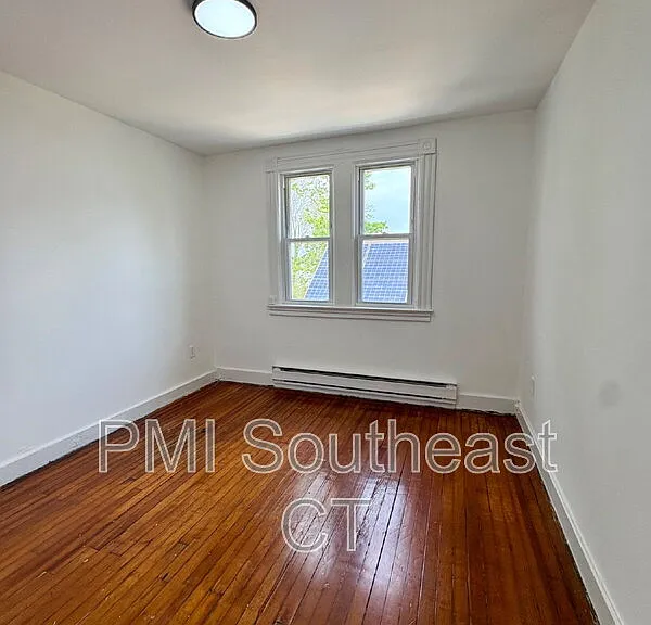 7 Griswold Ct #3 — Photo 8