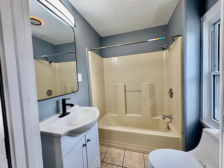 92 French Ave #2 — Photo 5