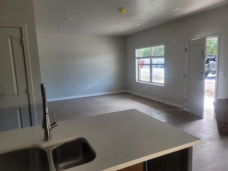 383 S Turley Ave #1 — Photo 11