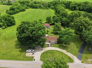 25425 S State Route K, Harrisonville, MO 64701