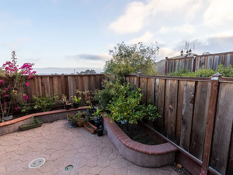 19 Pointe View Pl — Photo 10