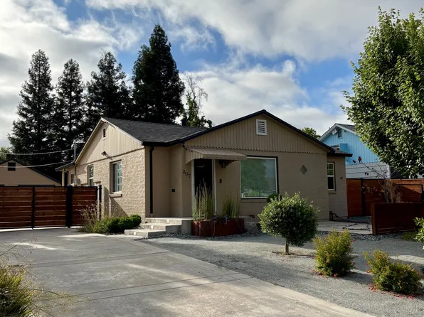 307 Toyon Way, Roseville, CA 95678