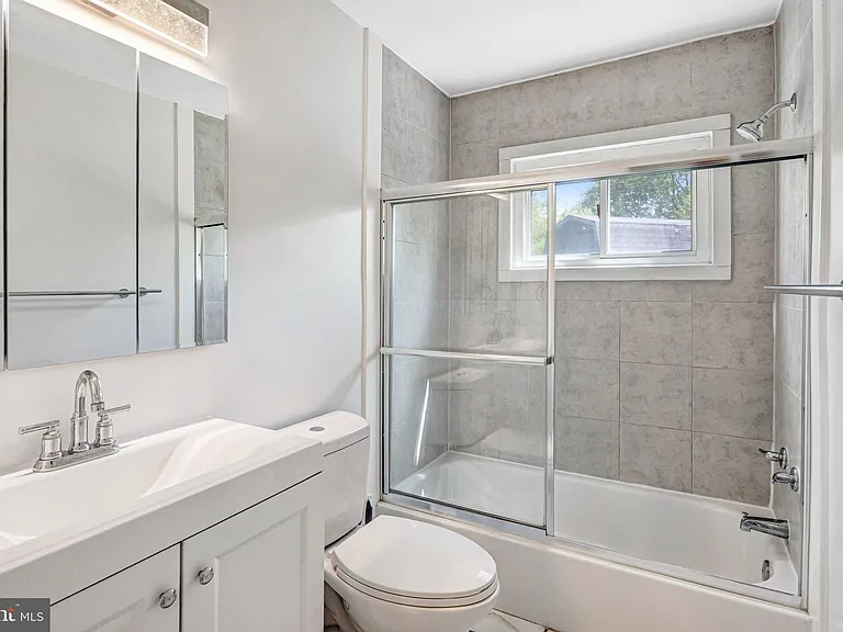 13208 Aldrin St — Photo 13