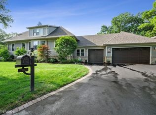 1937 Henley St, Glenview, IL