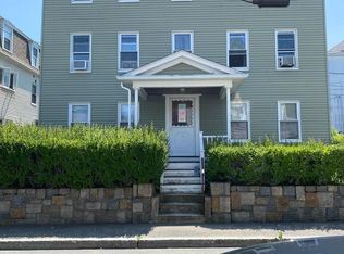 71 Friend St #1L, Gloucester, MA 01930