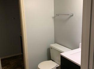 215 Kaydon Dr, Decatur, IL 62521