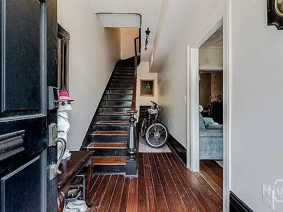 216 W Bolton St #MAIN HOUSE — Photo 2