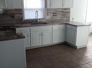 21000 Cyman Ave, Warren, MI 48091