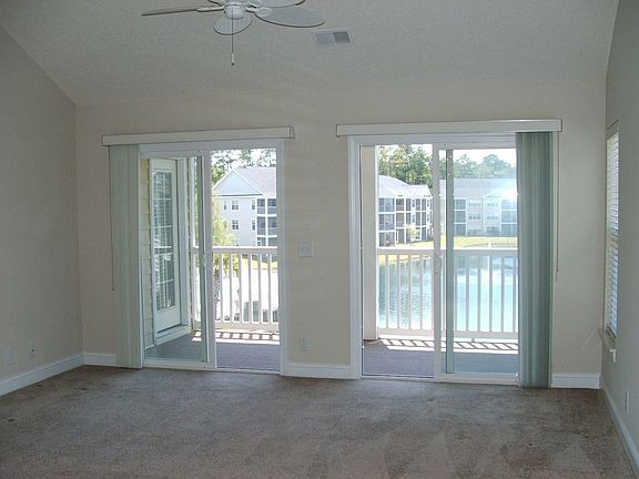 4th image of 615 Woodmoor Dr Unit 303
