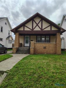 864 Hampton Ave, Toledo, OH, 43609