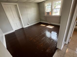 150 S 3rd St APT 6, Chambersburg, PA 17201