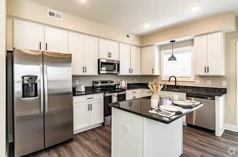 2 bed, 2.5 bath, 1270 sqft, $1,500 — Photo 1