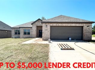2321 Meyers St, Pea Ridge, AR 72751