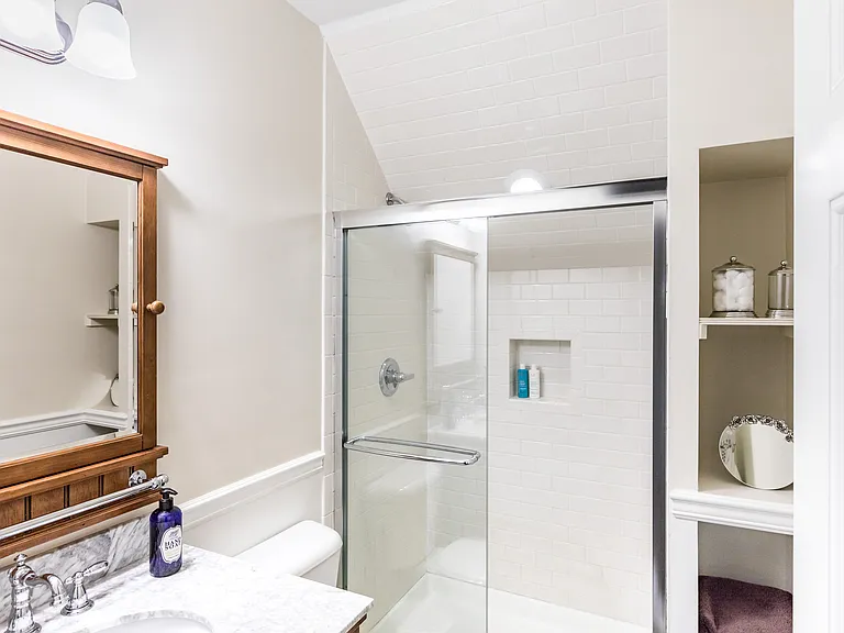 10 Knoll Ln — Photo 11