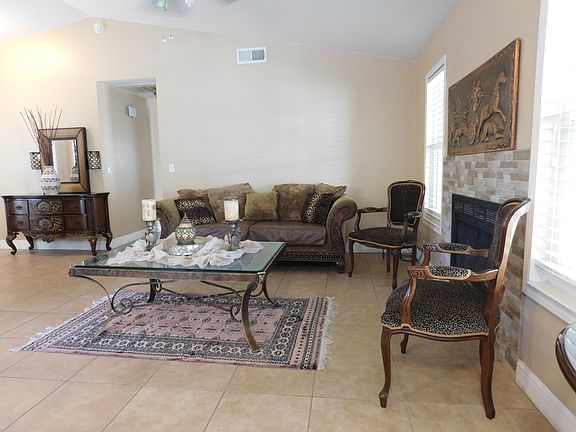 4th image of 2349 McAllister Ln