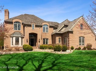 24206 N Coventry Ln, Lake Barrington, IL 60010