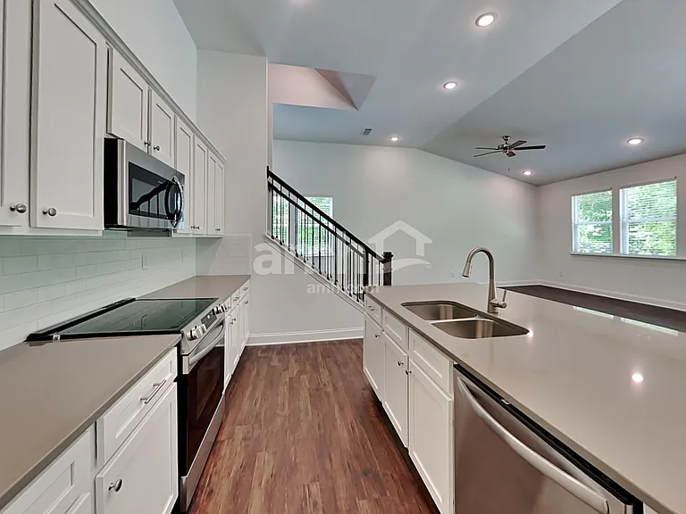 5000 Bill Cheek Rd — Photo 4