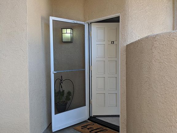 2nd image of 23947 Del Monte Dr Unit 13