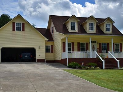 220 Coleman St, Harrogate, TN, 37752