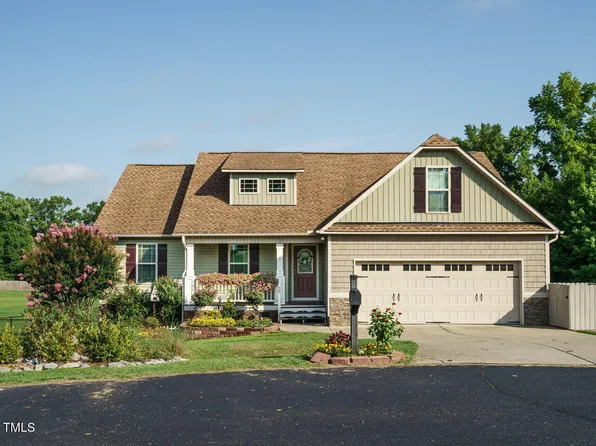 26 Cherrywood Dr, Angier, NC 27501