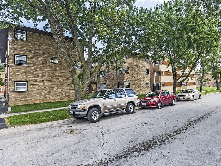 14015 S Tracy — Photo 11