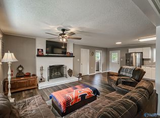 504 Monroe St NW, Hartselle, AL 35640