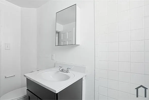 1806 W Champlost St #304 — Photo 27