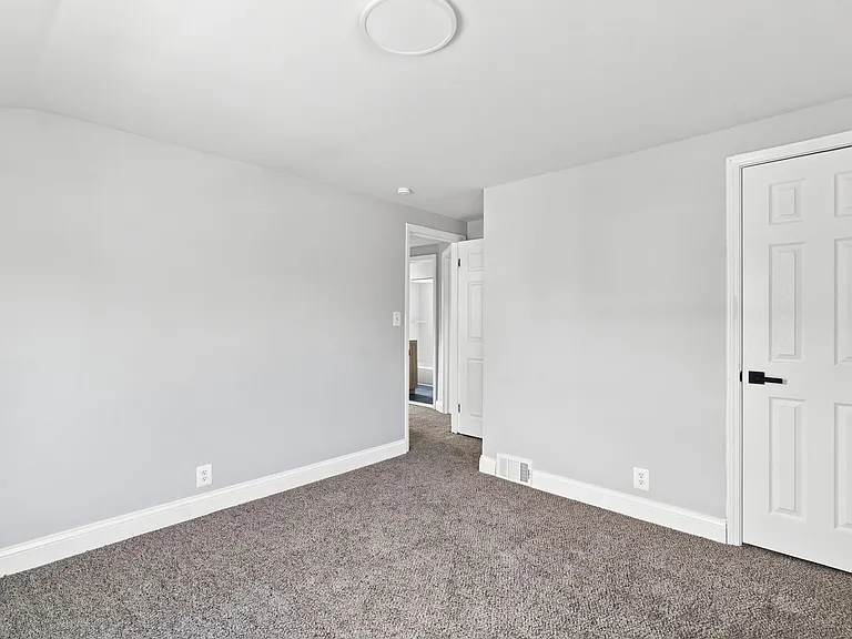 3677 Somerset Ave — Photo 24
