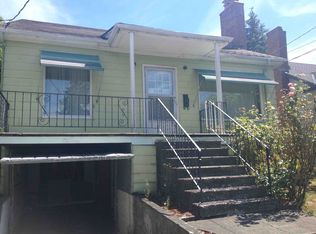 4718 35th Ave NE, Seattle, WA 98105