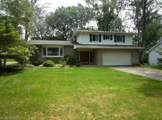 3647 Oak Rd, Stow, OH 44224