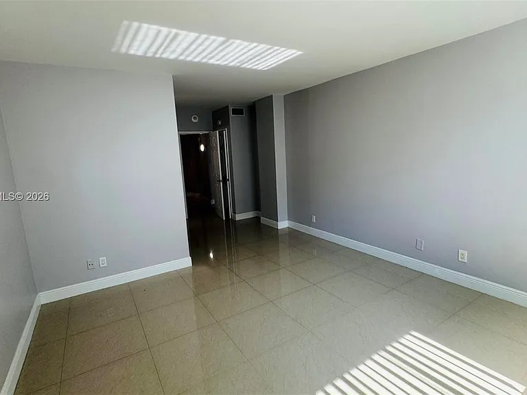 19390 Collins Ave #624 — Photo 24