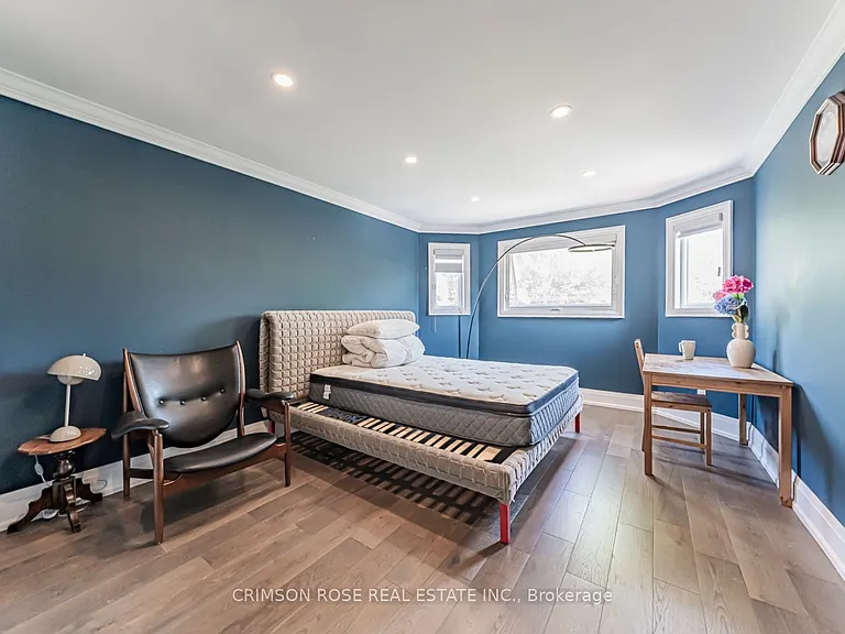 1588 Stationmaster Ln #UPPER HALF — Photo 24