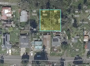 209 Fir St SE, Toledo, OR 97391