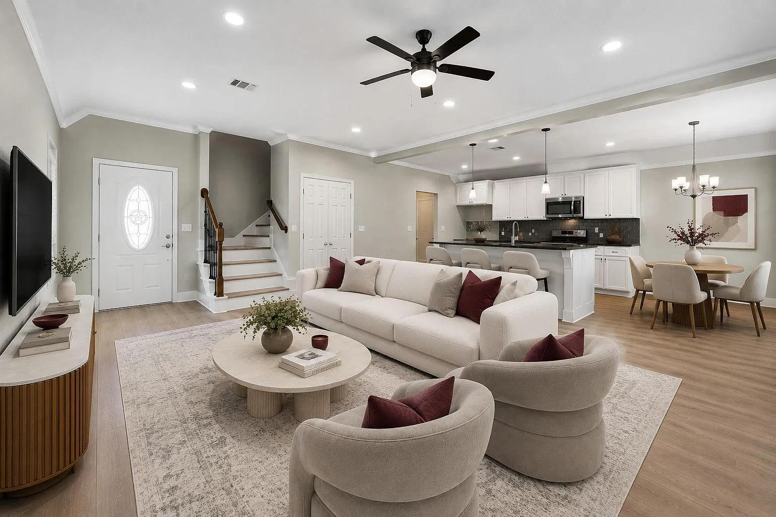 4 bed, 2.5 bath, 1852 sqft, $2,350 — Photo 1