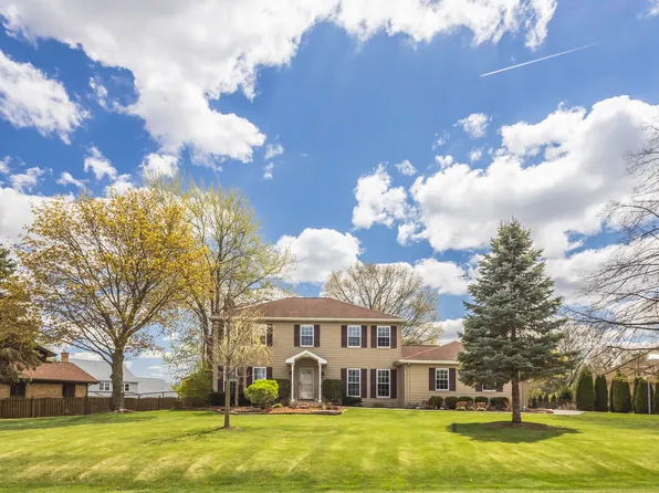 22W041 Foster Ave, Medinah, IL 60157